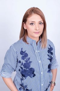 Ivona Rosu (Medium)