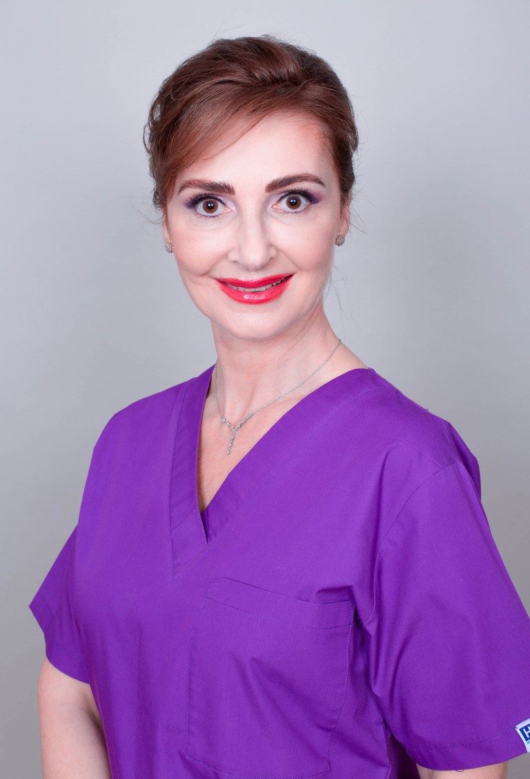 Manuela Ravescu, coordonator